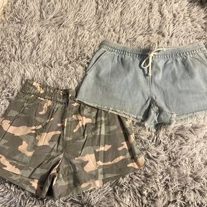 Size medium Aerie shorts